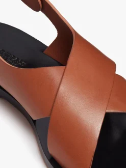 Outlet G.H.BASS Cross Strap Sandals Leather Tan