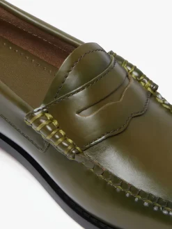 New G.H.BASS Weejuns Penny Loafers green leather Olive