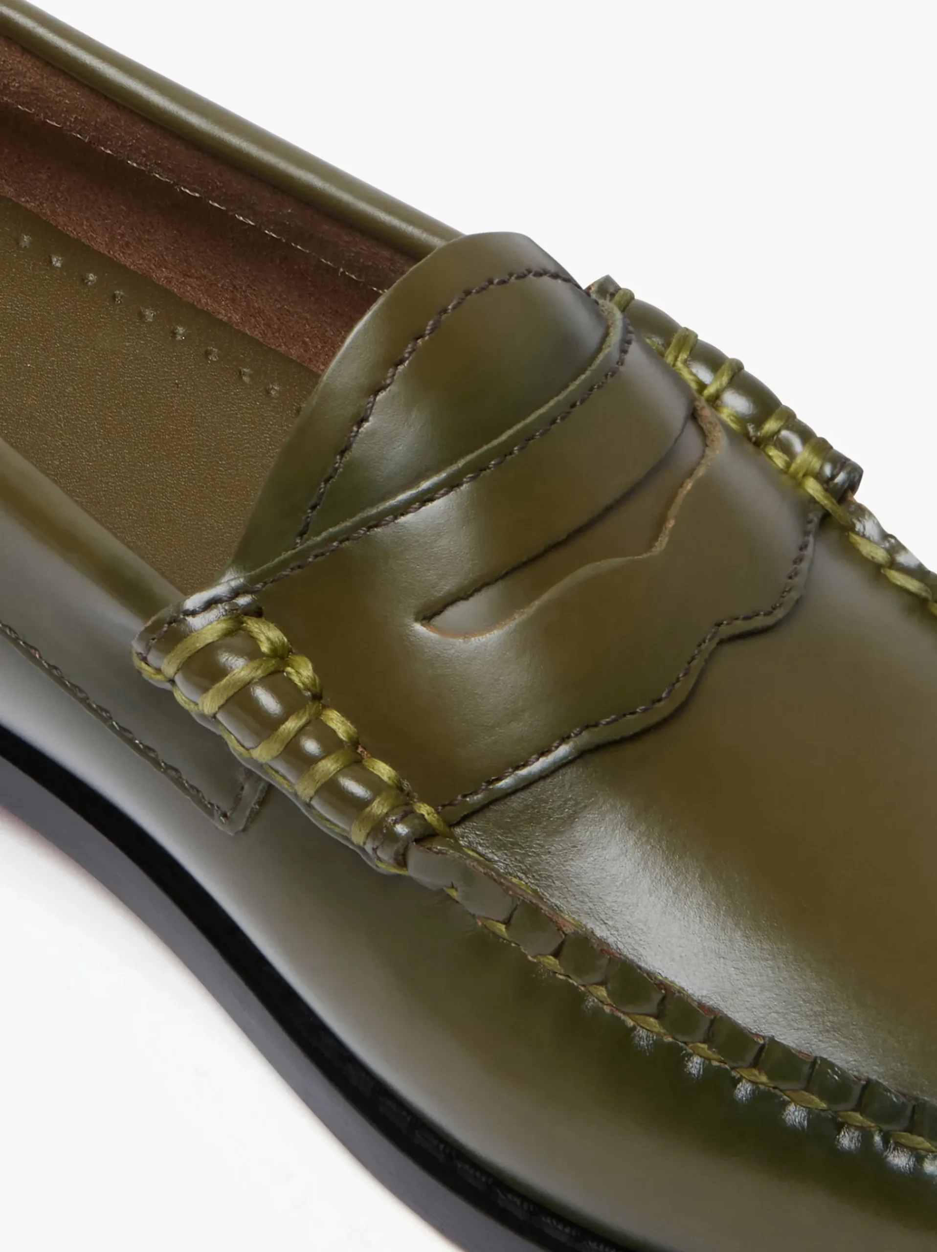 New G.H.BASS Weejuns Penny Loafers green leather Olive