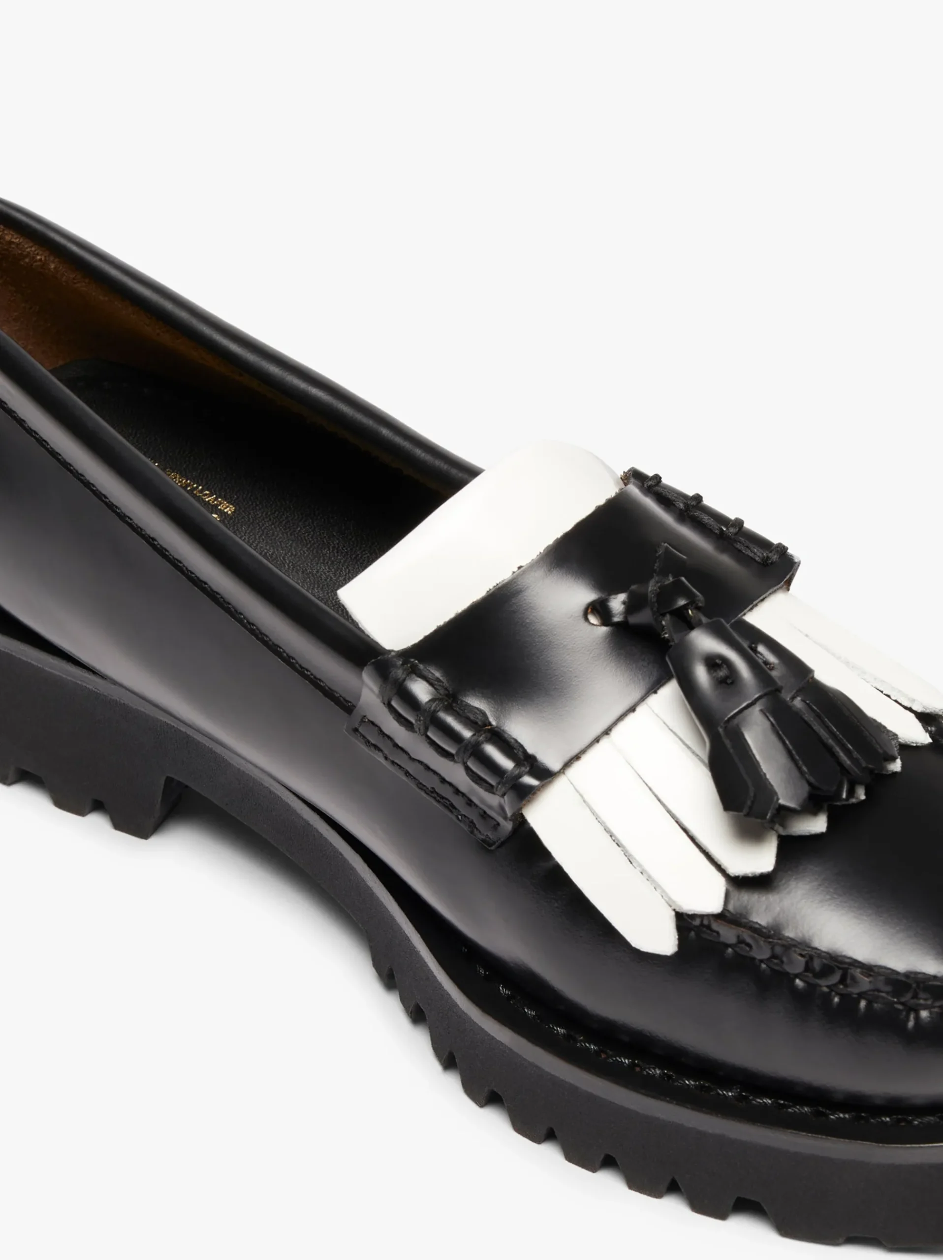 Sale G.H.BASS Weejuns 90s Esther Kiltie Tassel Loafers Leather Black & White